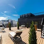 아파트 Tempus Te Avangard With Terrace And Gym 탈린